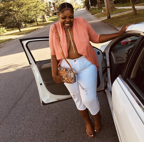 Muva25 xxx star du porno des photos