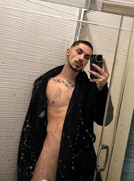 Rompas modèles nus img