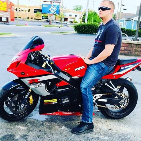 Kirk Black modèle sympa galeries