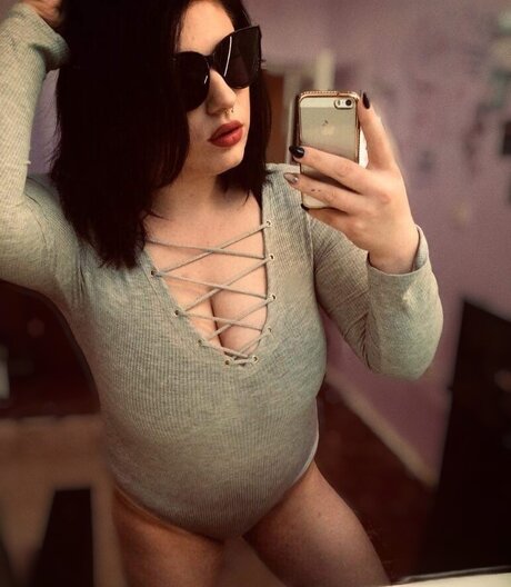 gros cul gros seins onlyfans nus galeries