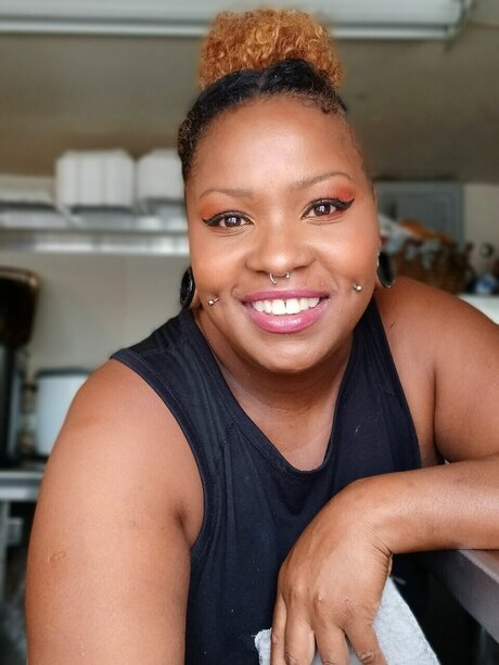 So Yummy modèle de haute qualité photos