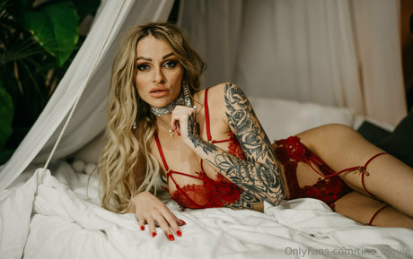 wow sexyti star du porno en haute qualité collection