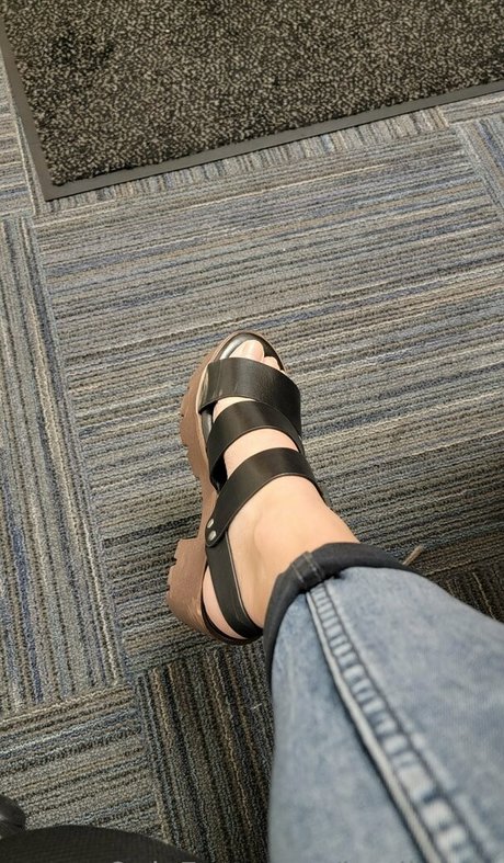 kaylieasia modèle sexy img