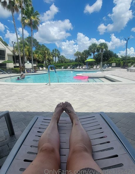 cyanidekiss420 modèle exclusif img