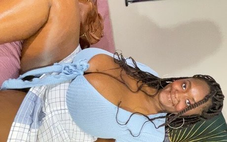 Submittress star du porno nue images