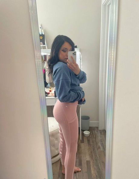 scarletss rose étoile exclusive archive