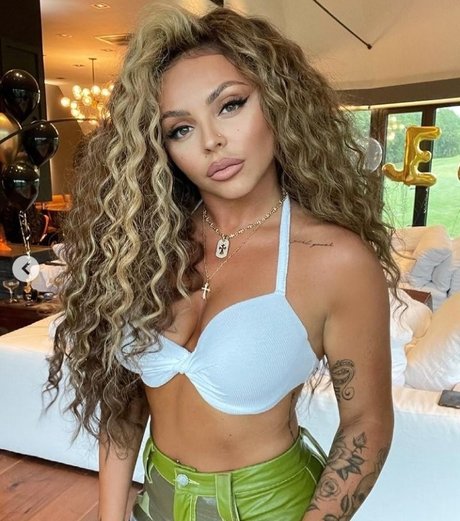 Jesy Nelson modèle joli images
