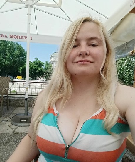 fans asiatiques de findom uniquement nu sympa galerie