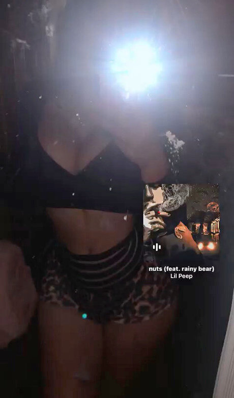 Angie D star du porno xxx archive