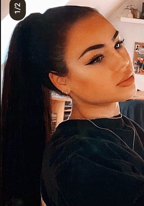 Fiona Schramm étoile gratuite photos