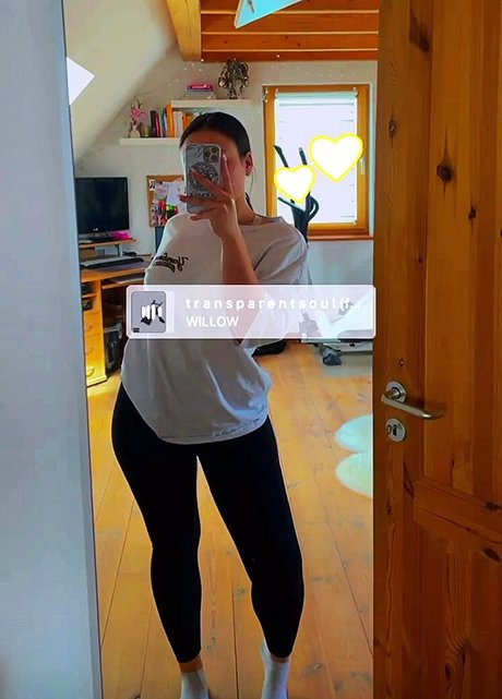 Fiona Schramm modèle de sexe photos