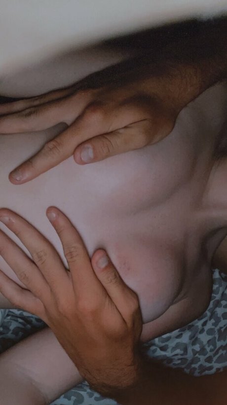 Katiepardon2001 actrice exclusive des photos