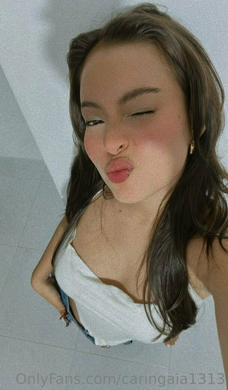 caringaia1313 star du porno en haute qualité des photos