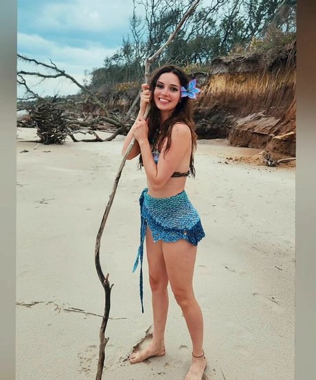 Alyson Tabbitha modèle porno images