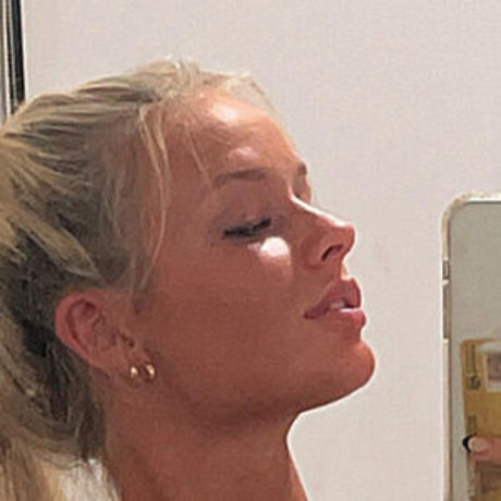 Bree Kinnear modèle érotique galeries