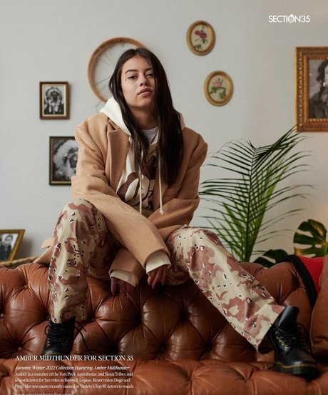 Amber Midthunder star du porno gratuite des photos