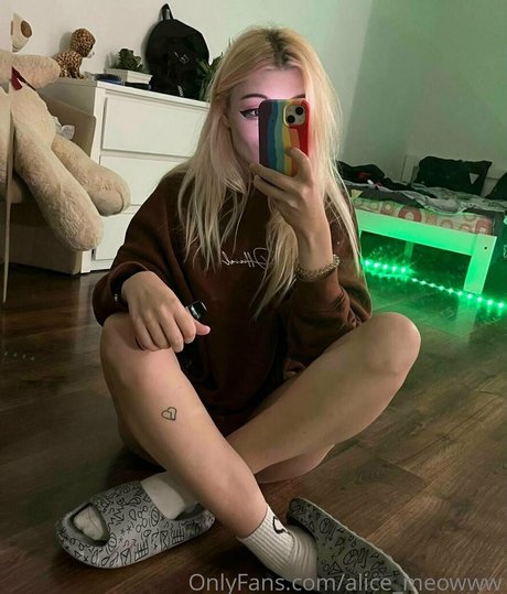 alice hot xxx star du porno gratuit galeries