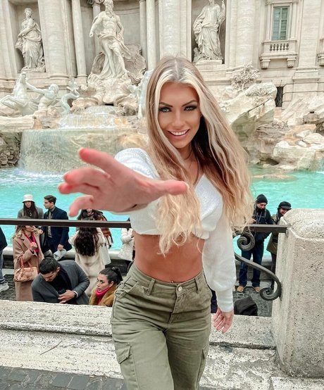 Xavia Brooke étoile xxx photo