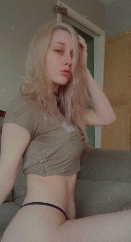 savingmyinsanity beau modèle img