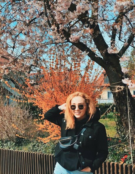 pom-pom girl asiatique onlyfans érotique gratuit photo