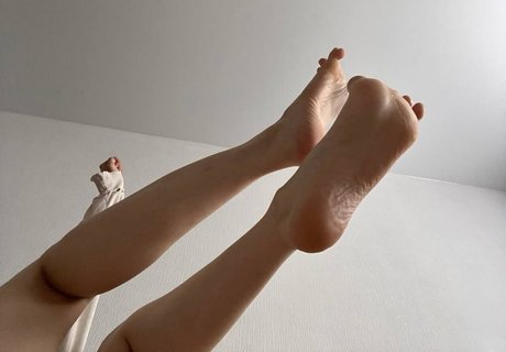 Monashka xxx étoile archive