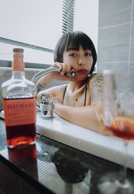 Maimaiwhyder étoile nue des photos