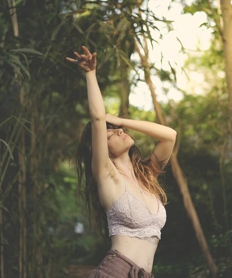 babytayebae actrice pornographique galerie