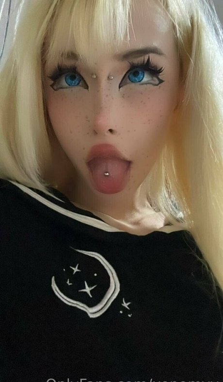 Xenomyy actrice de nus des photos