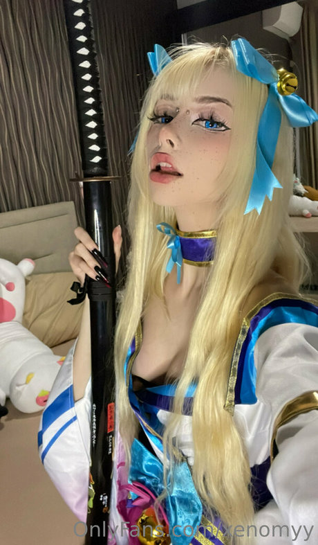 Xenomyy actrice sexy galeries