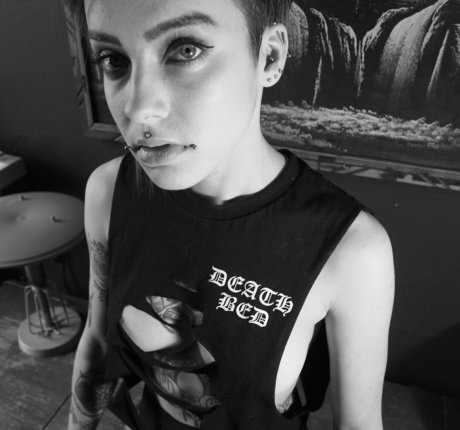 Little Spittle xxx star du porno photo