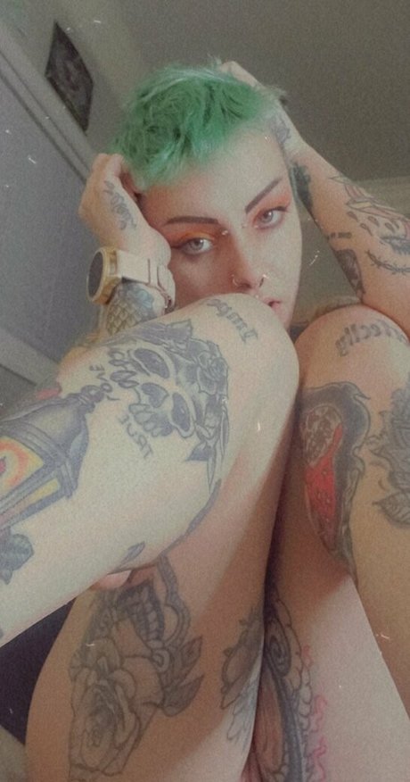 fans de gros seins asiatiques uniquement art gratuit galerie