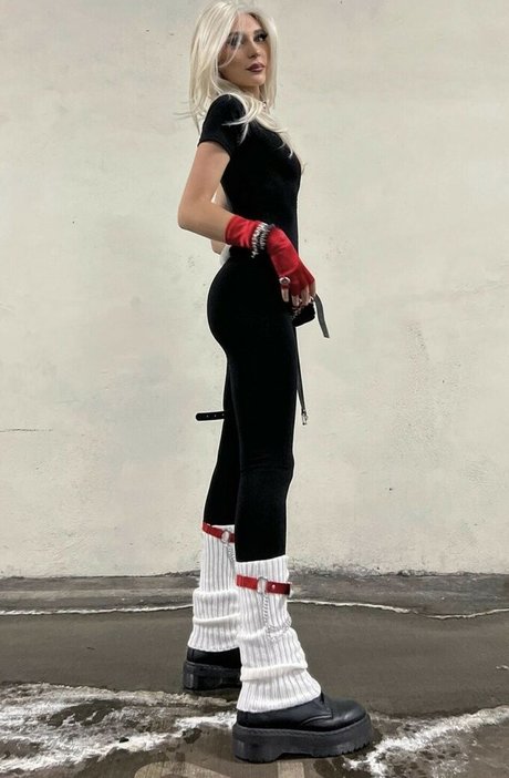 latina solo onlyfans nu exclusif image