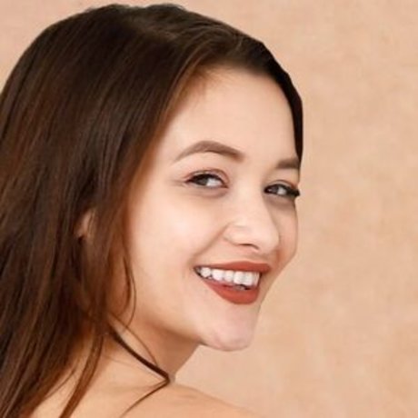 AlexDeLaFlor actrice parfaite image