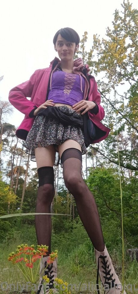 alicialiniquinn joli modèle galerie