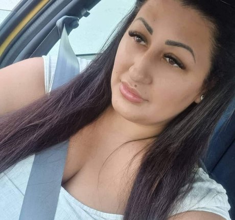 Csimbora Barbara star érotique archive