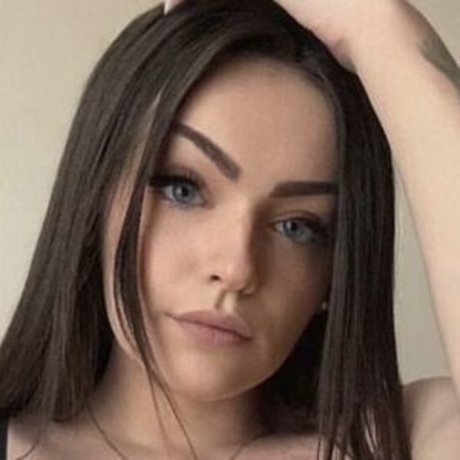 Lorina étoile érotique image