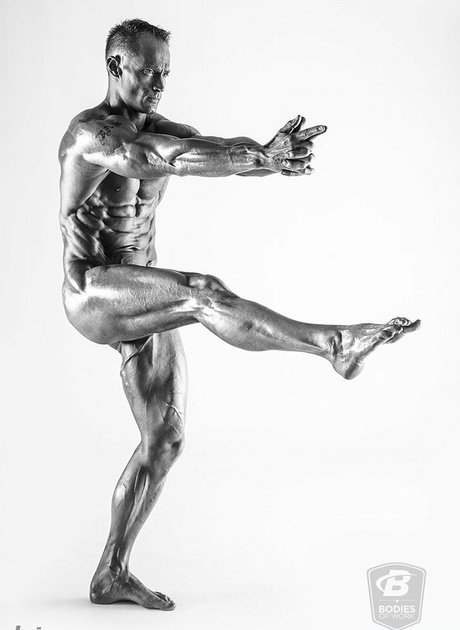 Bodybuilding com s BodiesWork modèle de haute qualité image