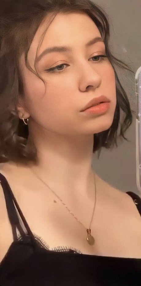 Katelyn Nacon meilleure star du porno galeries
