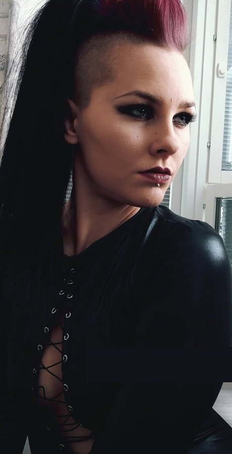 VMissyB star du porno parfaite image