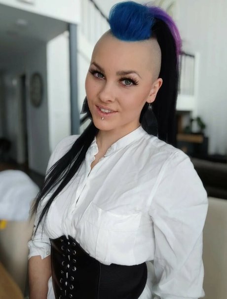 VMissyB modèle de haute qualité archive