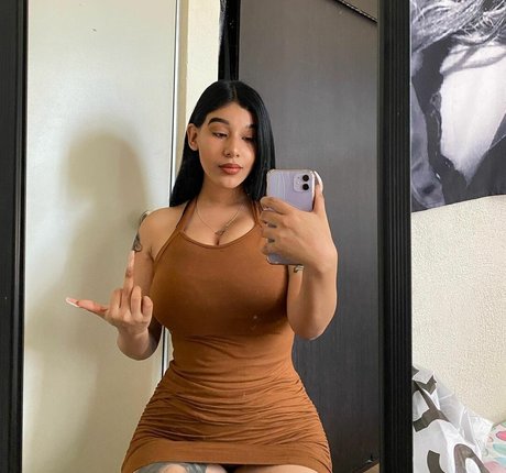 latina épaisse uniquementfans nu pornographique galerie