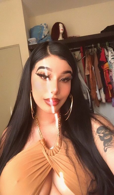 Fernanda V modèle sexy photos