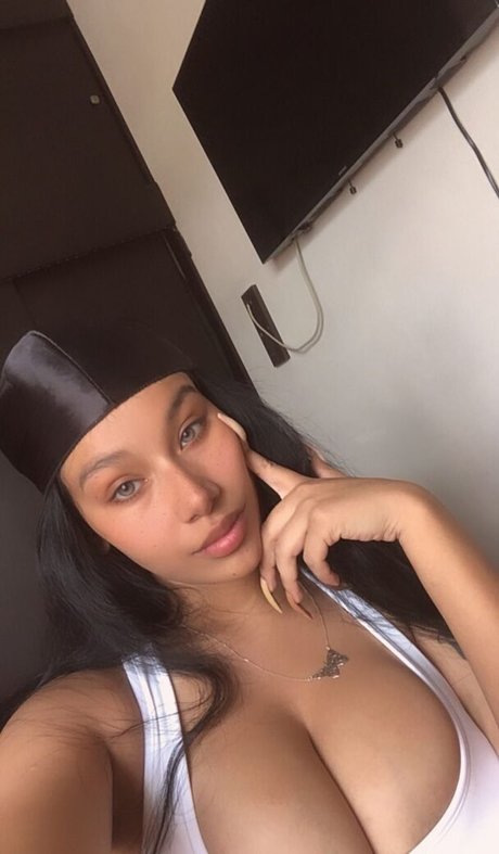 fellation asiatique onlyfans nue en haute qualité des photos