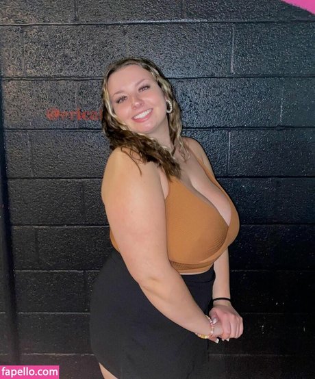 Mary R actrice exclusive img