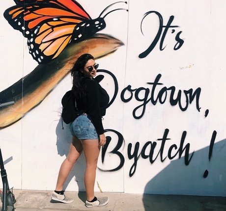 point de vue de rattachement onlyfans nue en haute qualité images