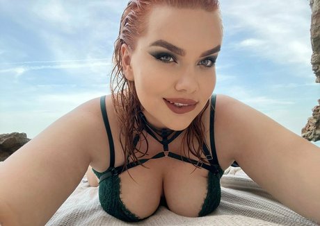 gros seins branlette espagnole onlyfans plutôt sexy galerie