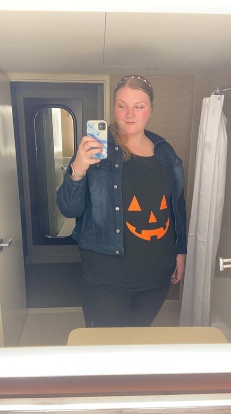 chaton potelé uniquementfans pornographique xxx galerie