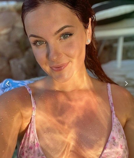 Bunnythewriter joli modèle archive