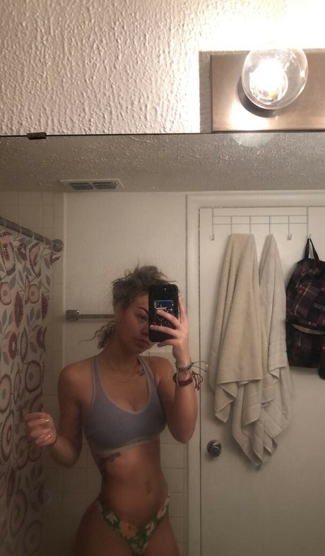 Rylee Thomas actrice de nus photo