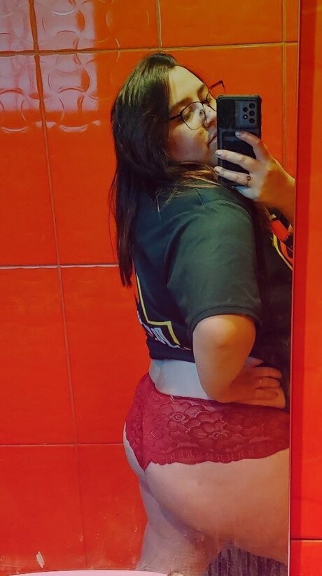 Catty_ modèle pornographique archive